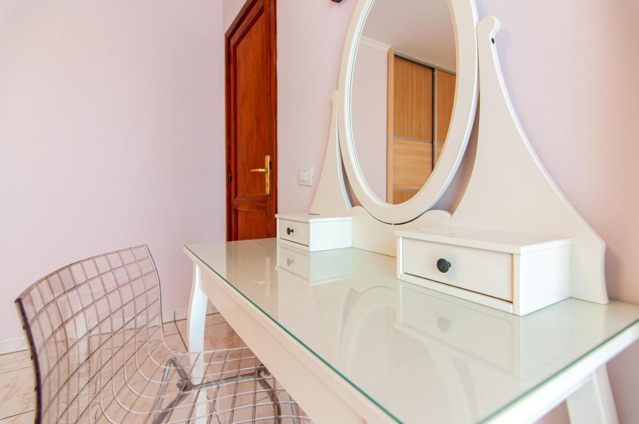 Garden City Apartment Playa Feñabe エクステリア 写真